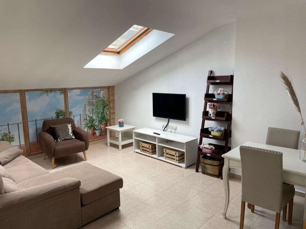 Vtz El Balcon De Rey Alfonso V Apartment Zaragoza Ngoại thất bức ảnh