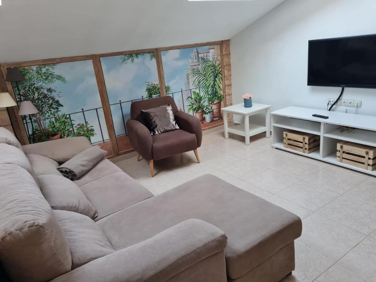 Vtz El Balcon De Rey Alfonso V Apartment Zaragoza Ngoại thất bức ảnh